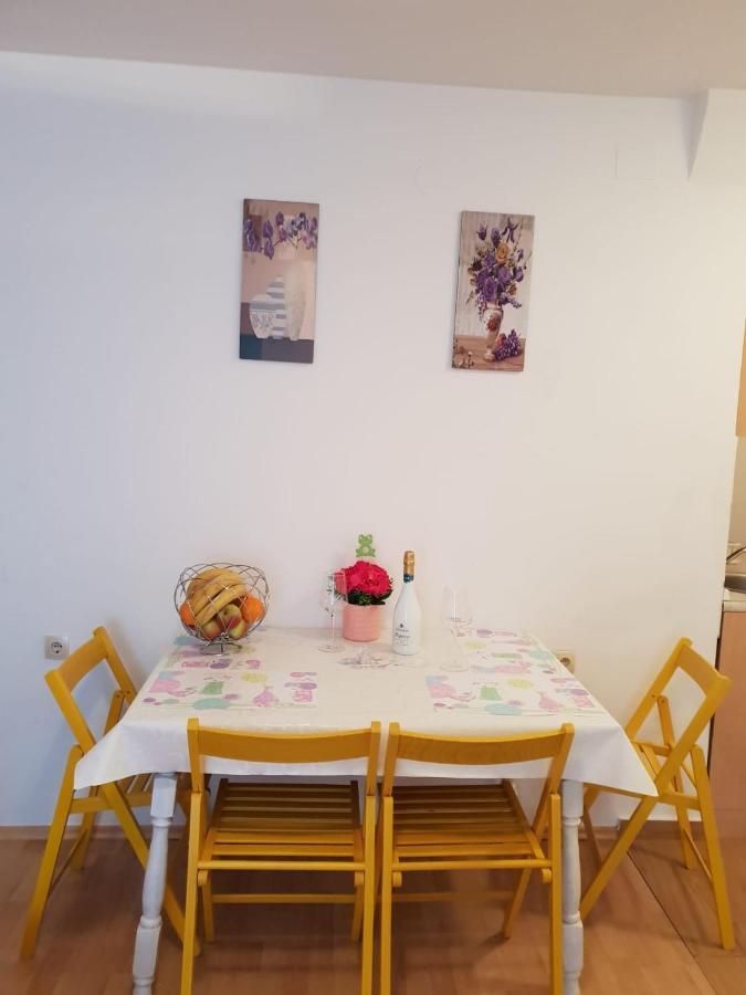 Apartmani Luka Crikvenica Eksteriør bilde