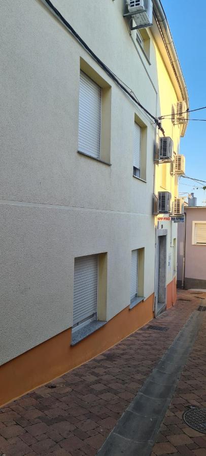 Apartmani Luka Crikvenica Eksteriør bilde