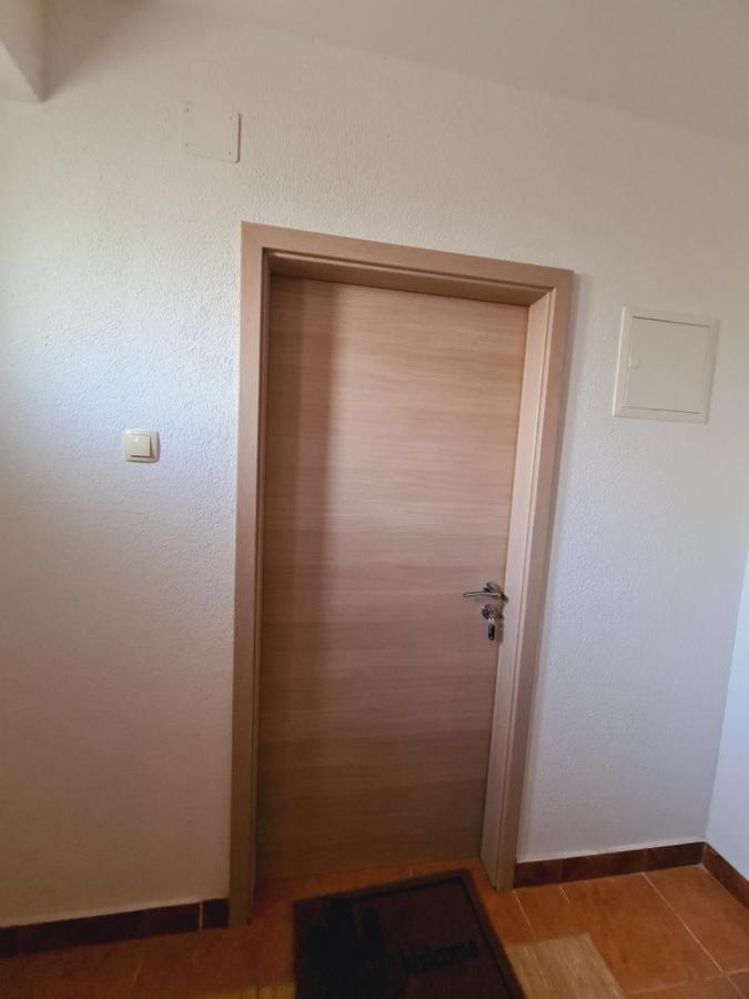 Apartmani Luka Crikvenica Eksteriør bilde